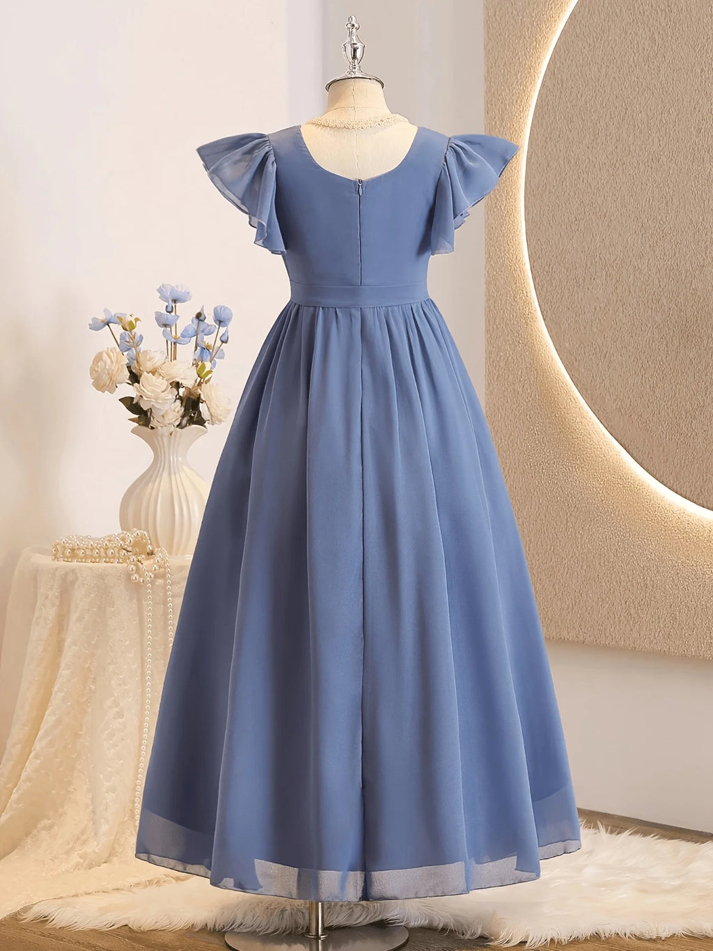 Girls' Summer Casual Dress, Short-Sleeved Puffy Skirt with a Large Hem, Waist-Cinching Bow Design, Elegant and Stylish Dress with Drapey Fabric, Princess-Style Dress Suitable for Girls Aged 8-12